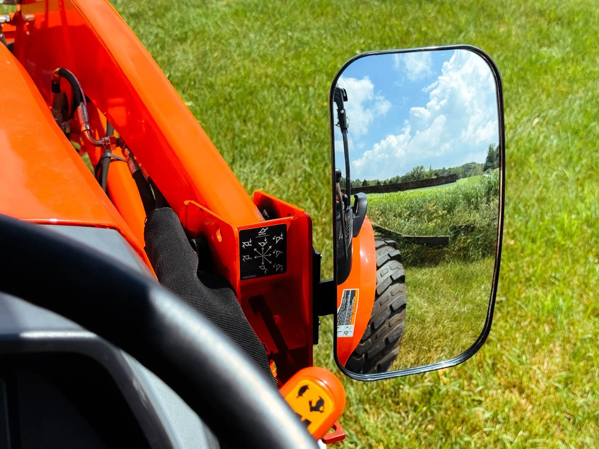 Rear View Mirror with Magnetic Bracket