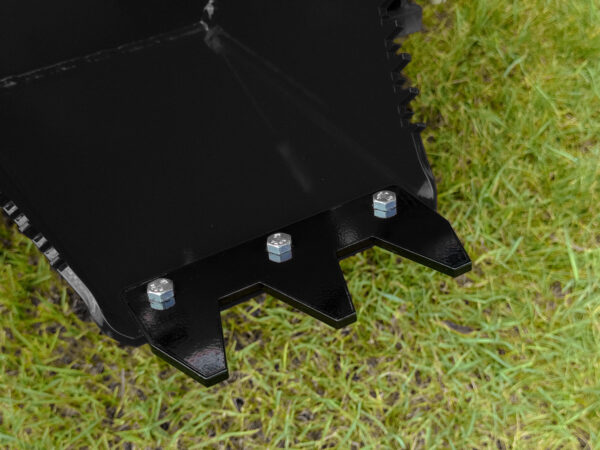 Replaceable Bolt-On Digging Edge for Mini Wrecker