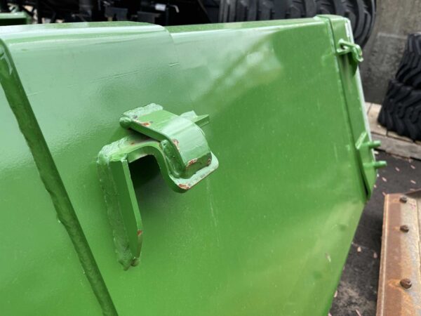 Bucket Rear, JDQA