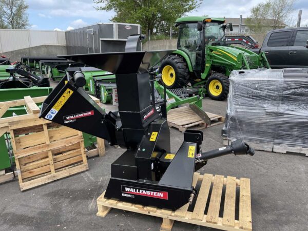 Wallenstein BXM32 Chipper Shredder
