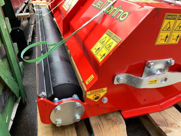 Hydraulic Offset Flail Mower