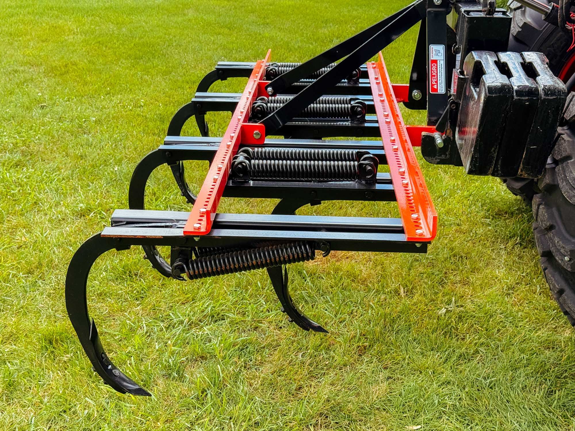 Side view of Chisel Plow