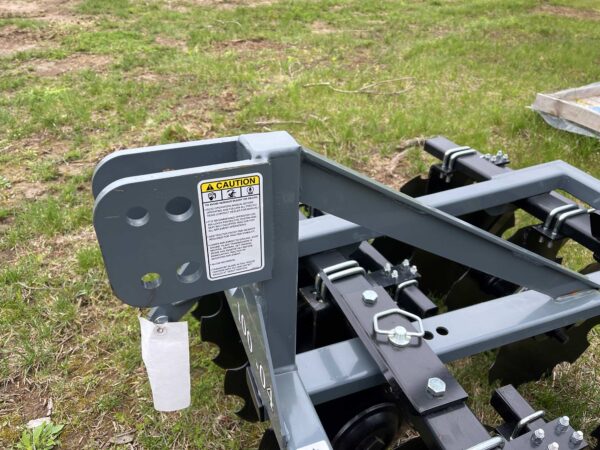Top Pin Connection on Dirt Dog 100 Series 3-Point Disc Harrow