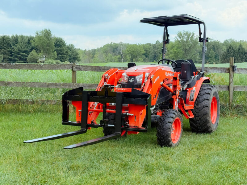 GWT VersaForks on SSQA Loader (Pallet Forks)