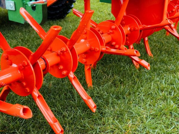Spoons on Plugger Aerator
