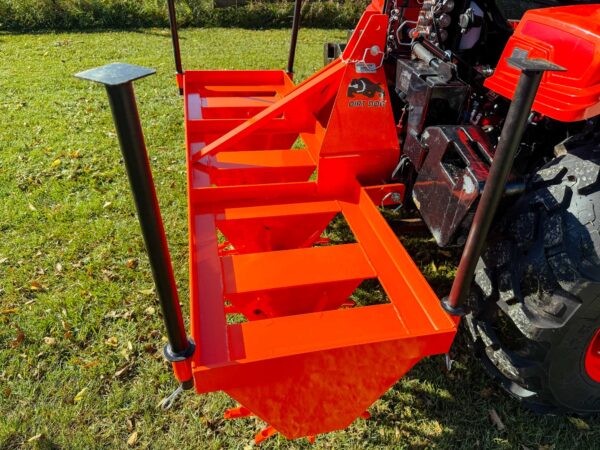 Side View of the Dirt Dog Heavy Duty Plugger