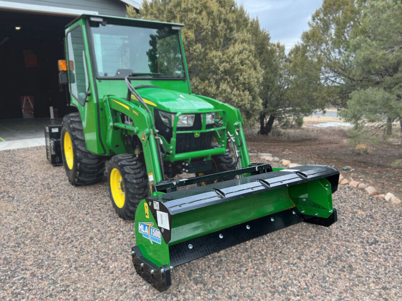 Green HLA 1500 Snow Pusher