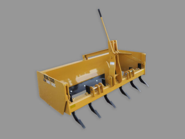 Dirt Dog Retractable Box Blade, Front View