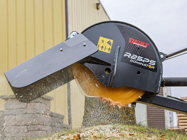 Grinding Stump with Reist Swing Arm R25PS Stump Grinder