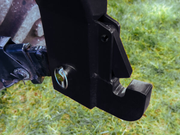 Direct Pin Fit for Category 1 Attachments (No Bushings Required)