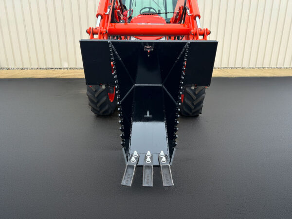 Front View of GWT Mega Wrecker