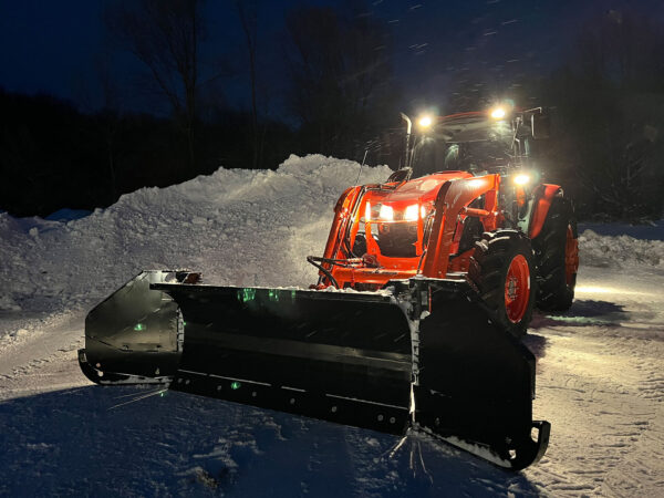 HLA 3230W Snow Wing on Kubota M111 Tractor