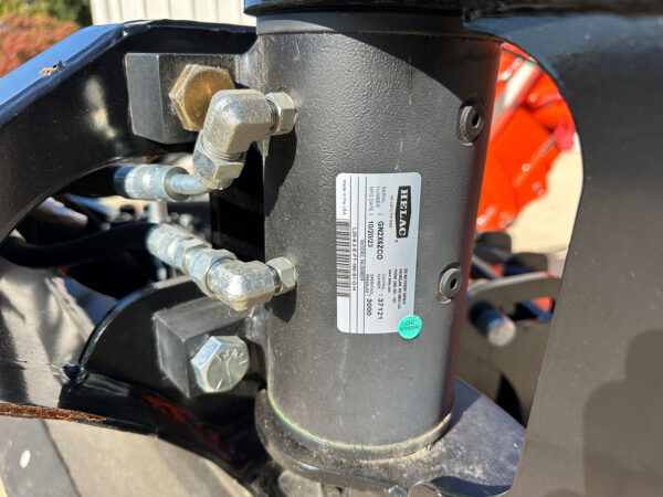 Hydraulic Rotary Actuator for Wings