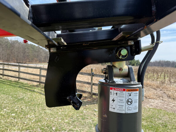Side View of Drive Connection to Frame