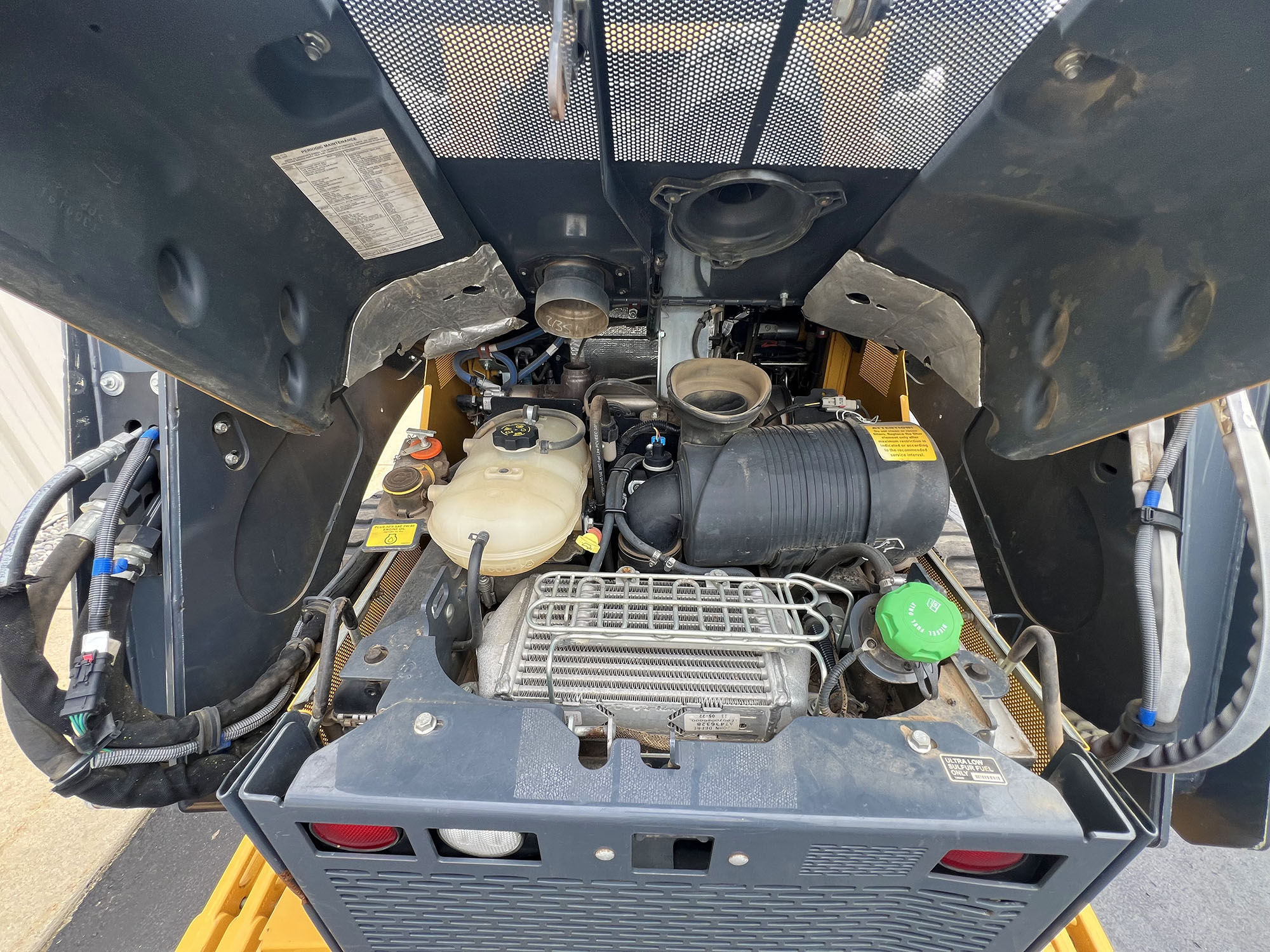 Engine compartment
