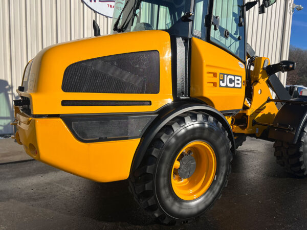 Rear Right of JCB 407 Wheel Loader