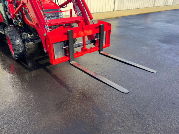 Red Versaforks, SSQA Loader Mount
