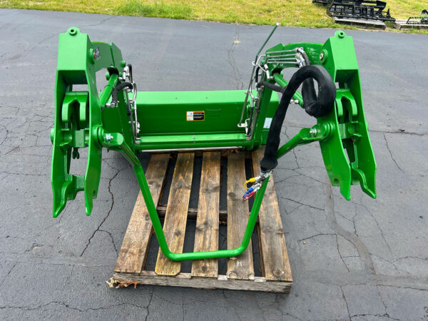 John Deere 220R Loader for Sale