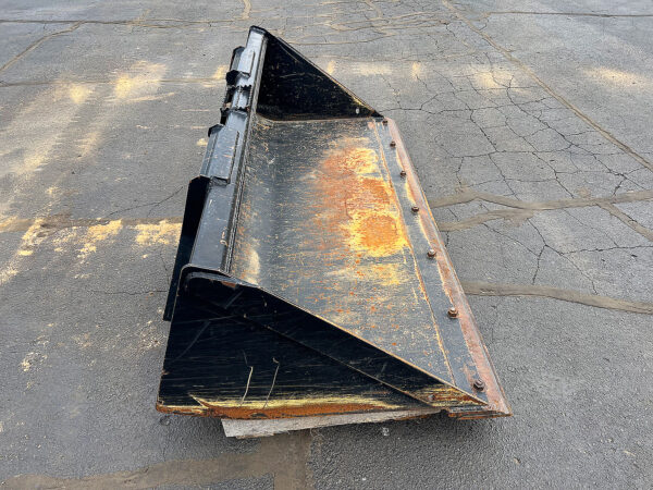 Used John Deere C76 Skid Steer Bucket