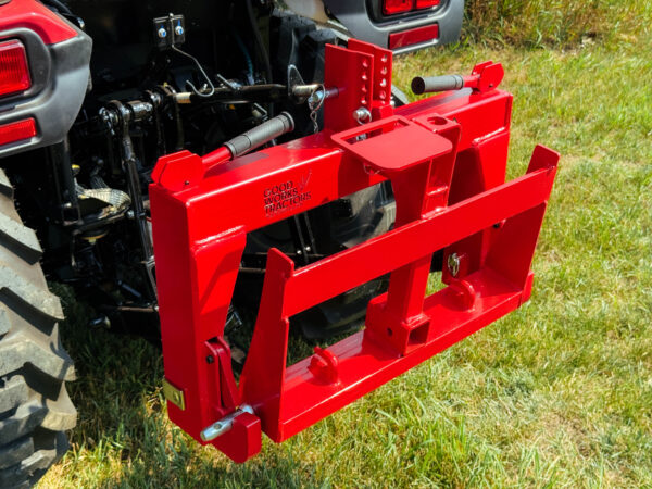 Angled View of GWT VersaBracket in Red