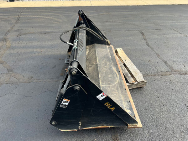 Right View of Used HLA 4-N-1 Bucket
