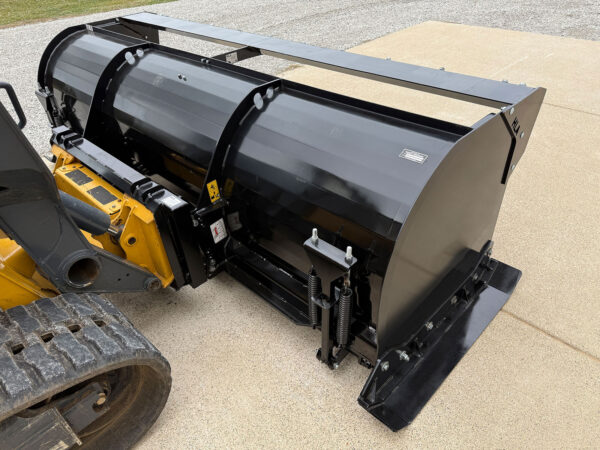 Radiused Back of HLA 3400 Snow Pusher