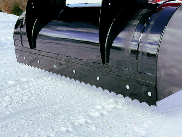 GWT Reversible Cutting edge with Icebreaker Serrated Edge