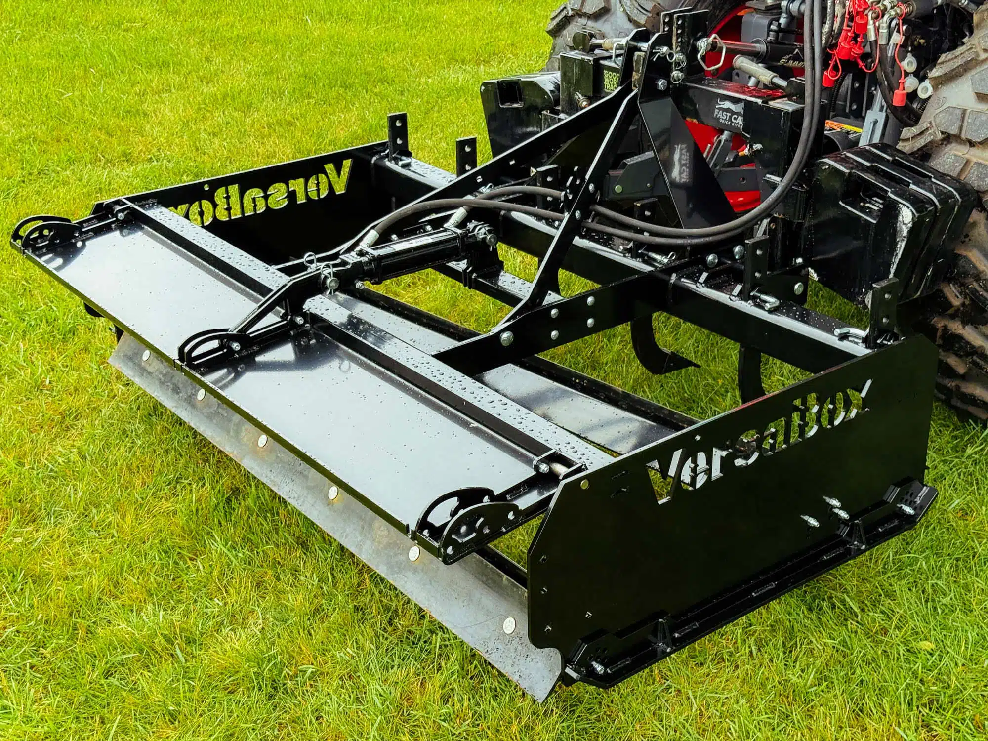 Rear view of HD VersaBox in Land Plane mode